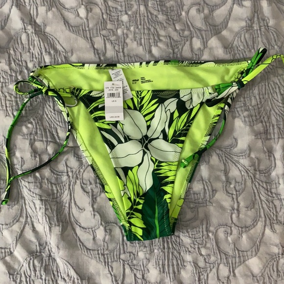 Aerie swim bundle size small 2 bottoms 1 top - Picture 9 of 11